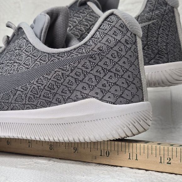 2017 Nike Kobe Pure Instinct Sneakers Mens 9 Basketball Shoes LA Lakers NBA - Picture 9 of 9